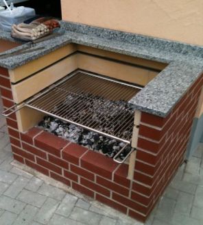 Der neue Grill: Der Hhepunkt umfangreicher Baumanahmen in Freisen